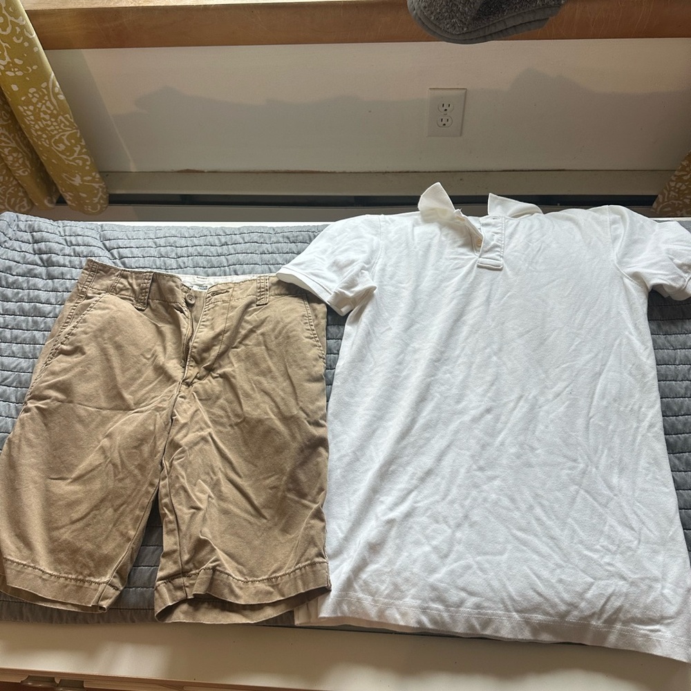 Old Navy Cream and Tan Shorts